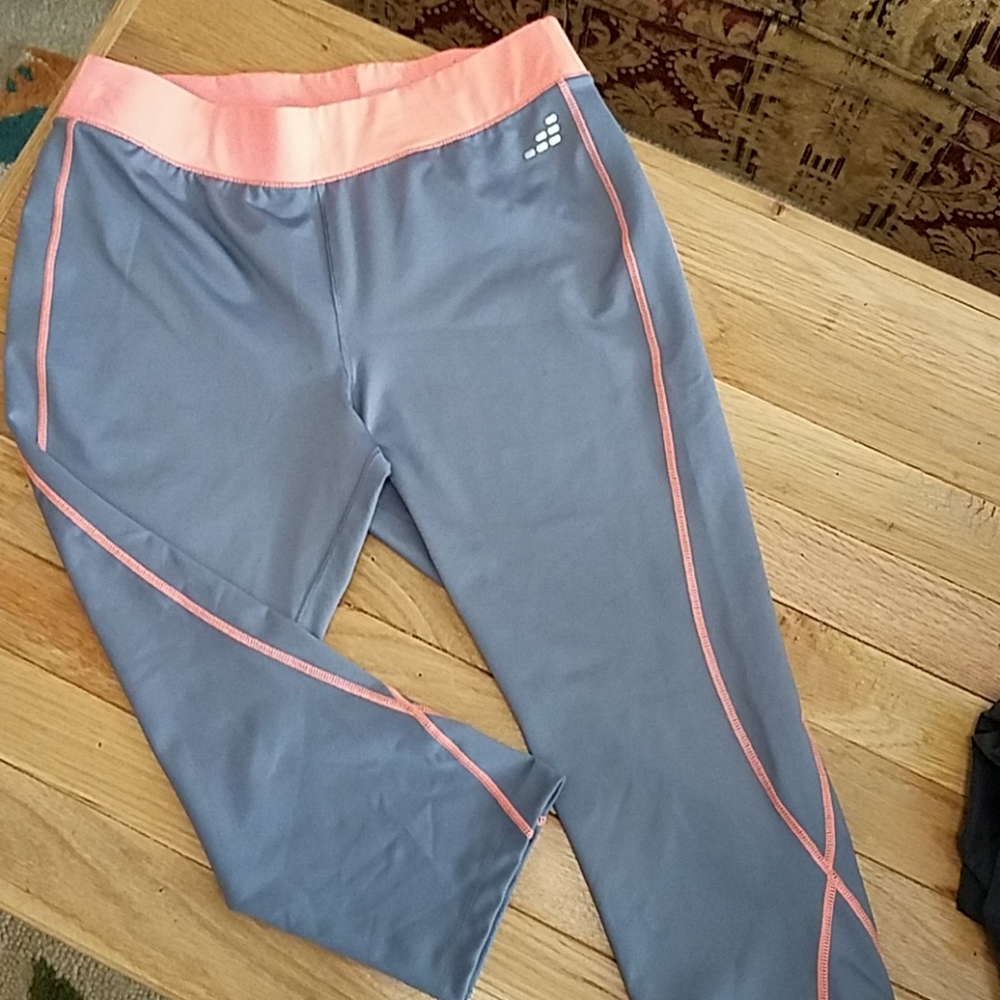 🌼BCG Capri Workout Pants
